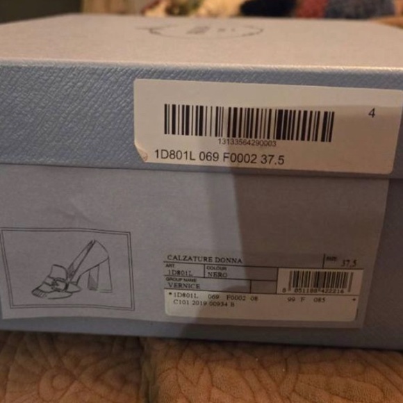 Authentic Prada Black patent leather square toe block heel loafers with box - Picture 2 of 5